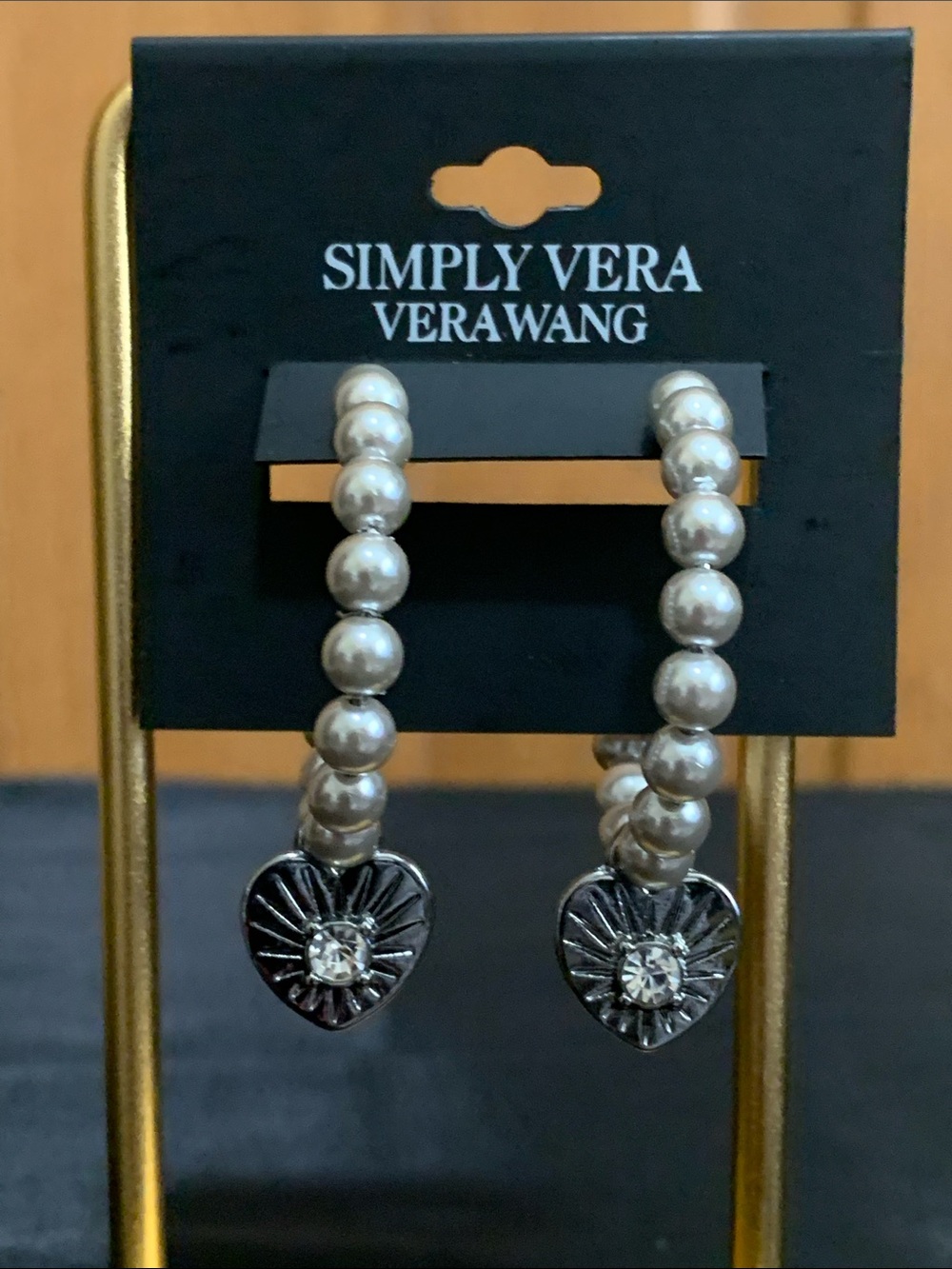 NWT Simply Vera Vera Wang faux gray pearl hoop earrings